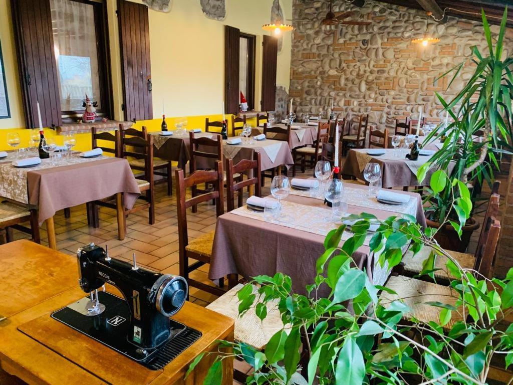 Agriturismo La Pace Villa Valeggio sul Mincio Eksteriør bilde